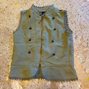Ponytails Girls 6x army green cotton vest zipper front, decorative brass buttons